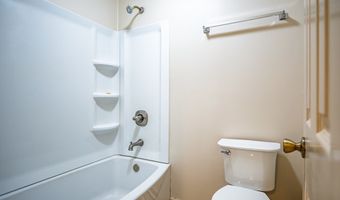 122 Hemlock Rd, Batesville, MS 38606