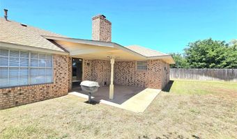 808 Cambridge Dr, Altus, OK 73521