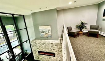 239 N MILL Rd 217, Addison, IL 60101