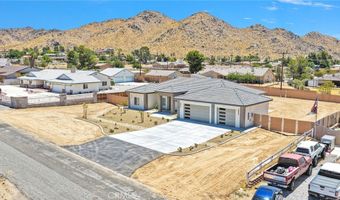 19299 Roanoke Rd, Apple Valley, CA 92307