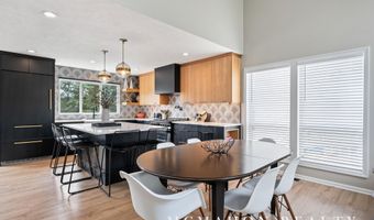 1175 Dogwood Meadows Dr SE, Ada, MI 49301