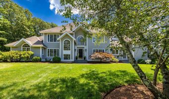 35 Foothills Dr, Avon, CT 06001