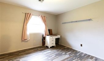 2804 N McMillan Ave, Bethany, OK 73008
