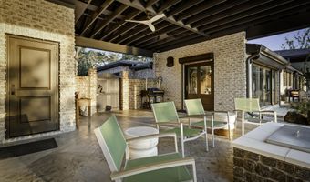 927 N Shore Dr, Biloxi, MS 39532