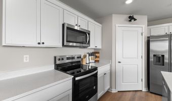 1113 NE Crossing Oaks Dr, Ankeny, IA 50021