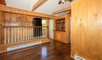 1 Boat Rd, Danbury, CT 06811