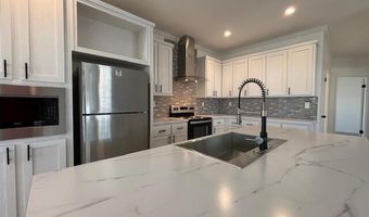 571 Tarpon Dr, Barefoot Bay, FL 32976