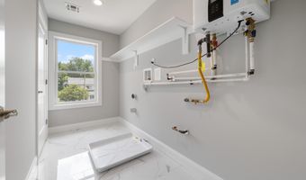 605 Bay Blvd, Bayville, NJ 08721