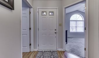 7835 Shannon Lakes Way, Indianapolis, IN 46217