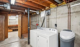 525 SW Westview Dr, Ankeny, IA 50023