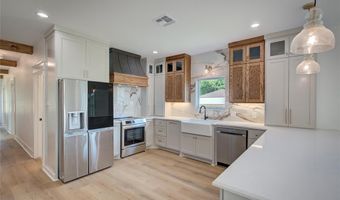 619 Texas St, Sulphur Springs, TX 75482