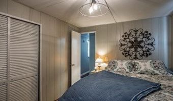 352 Coles Point Rd, Batesville, MS 38606