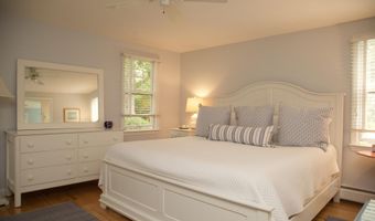 67 Spyglass Hill Rd, Barnstable, MA 02630