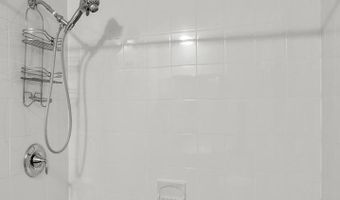 13001 BEECHTREE Ln, Bowie, MD 20715