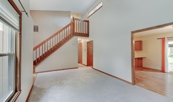 8459 Seattle Slew Ln, Indianapolis, IN 46217