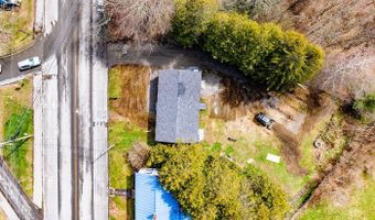 162 Waldo Ave, Belfast, ME 04915
