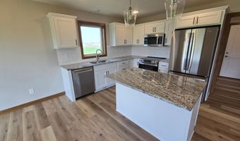 1309 18th St NE, Austin, MN 55912