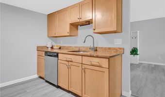 1137 Hartford Ave 5B, Johnston, RI 02919