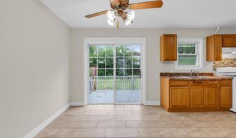 1152 Longboat Ave, Beachwood, NJ 08722