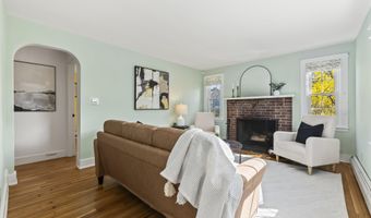 17 US Route One, Falmouth, ME 04105