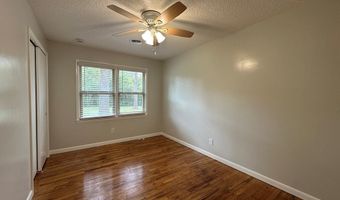 322 Magnolia Dr, Adel, GA 31620