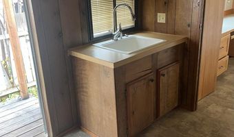 355 W WASHINGTON St, Athena, OR 97813