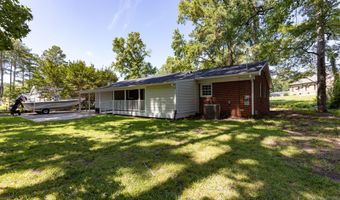 438 N Hickory St, Angier, NC 27501