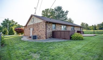 4441 Chantel Dr, Alton, IL 62002