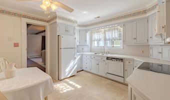 35 MAPLE Ave, Villas, NJ 08251