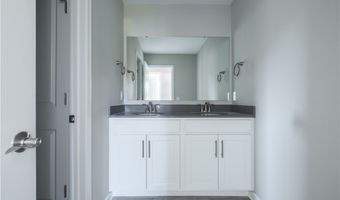 965-1 Memory Ln, Aurora, OH 44202