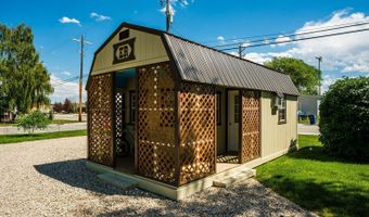 195 Pine St, Buffalo, WY 82834