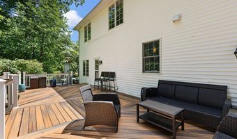 14 STONEBRIDGE Dr, Hockessin, DE 19707