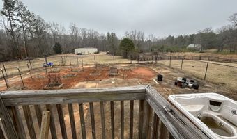 382 Lower Lovelace, West Point, GA 31833