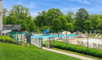 8705 Lost Valley Dr 705, Adams Twp., PA 16046