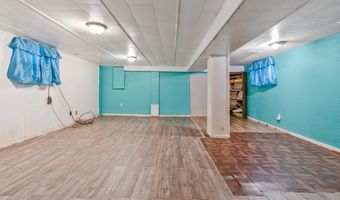 921 48TH St NE, Washington, DC 20019