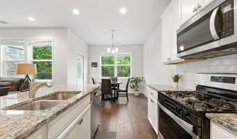 204 Magnolia Crk, Woodstock, GA 30188