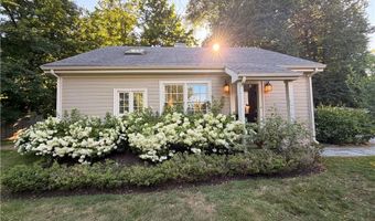 397 Gibbs Ave Ch, Newport, RI 02840