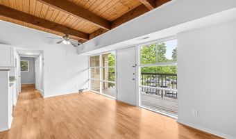 4961 AMERICANA Dr 208, Annandale, VA 22003