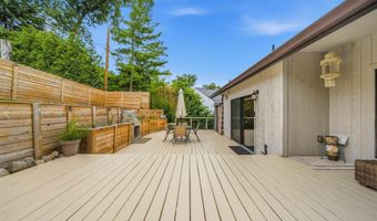 2360 S ARLINGTON RIDGE Rd, Arlington, VA 22202