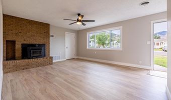 2202 Haugen St, Cody, WY 82414