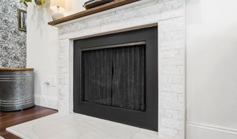 1295 Lake Shore Dr 206 B, Columbus, OH 43204