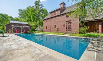 719 Walker Hill Rd, Barnard, VT 05031