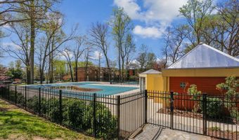 3356 WOODBURN Rd #34, Annandale, VA 22003