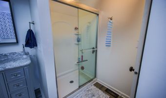 5681 Springhollow Ct, Avon, IN 46123