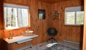 113 Iroquois Ave, Becket, MA 01223