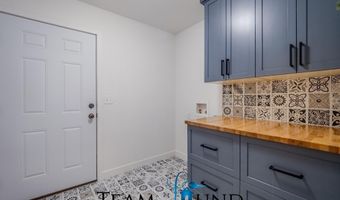 5102 Vista Way, Casper, WY 82601