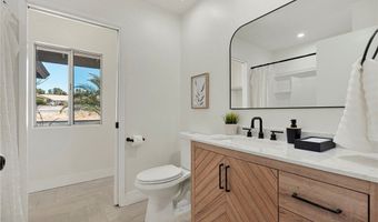 14204 Tehachapi Rd, Apple Valley, CA 92307