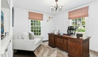 8 Glenwood Dr, Darien, CT 06820