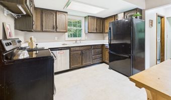 2111 Angie Ln, Anderson, IN 46017