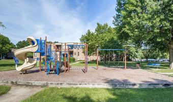 15 SILVERWOOD Cir 6, Annapolis, MD 21403